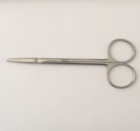 Tijera para sutura recta